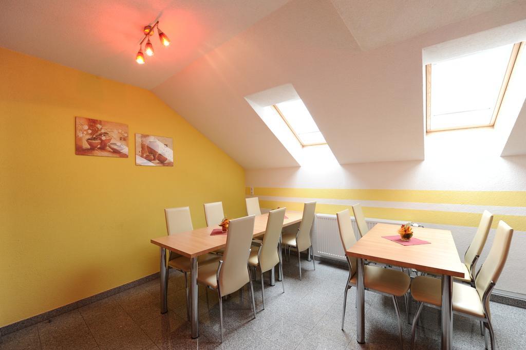 Fruehstueckspension Lach Acomodação com café da manhã Eberndorf Exterior foto